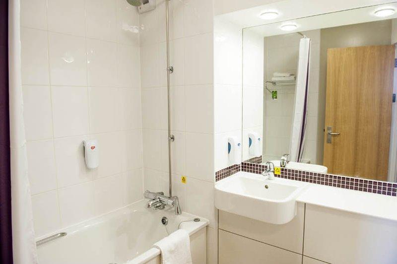 Dundee East Premier Travel Inn المظهر الخارجي الصورة