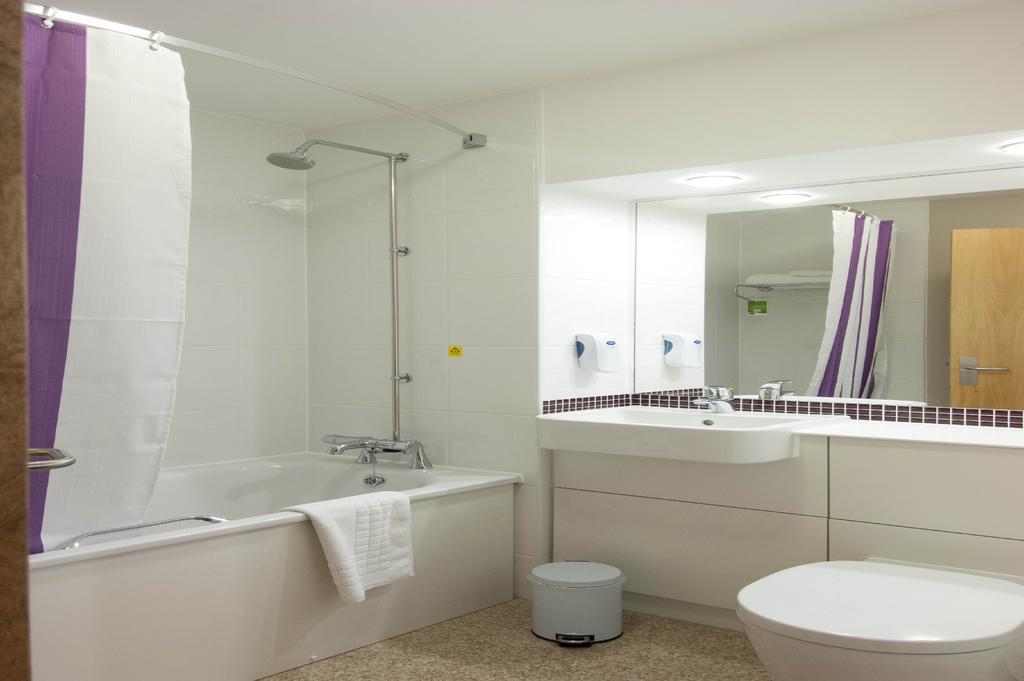 Dundee East Premier Travel Inn المظهر الخارجي الصورة